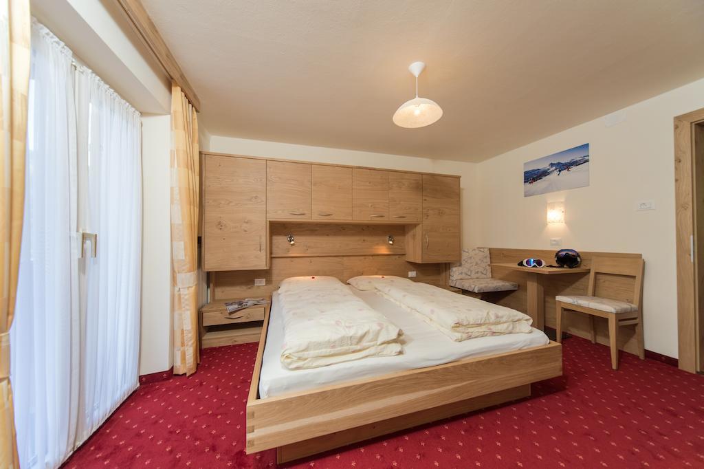 Kedul Lodge Santa Cristina Val Gardena Quarto foto