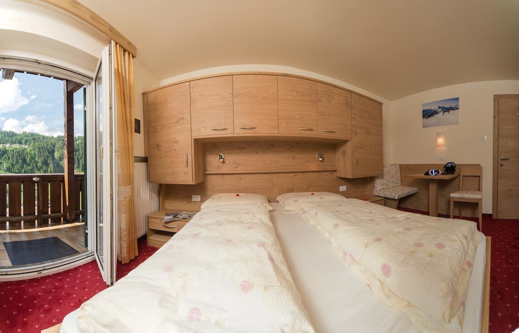 Kedul Lodge Santa Cristina Val Gardena Quarto foto
