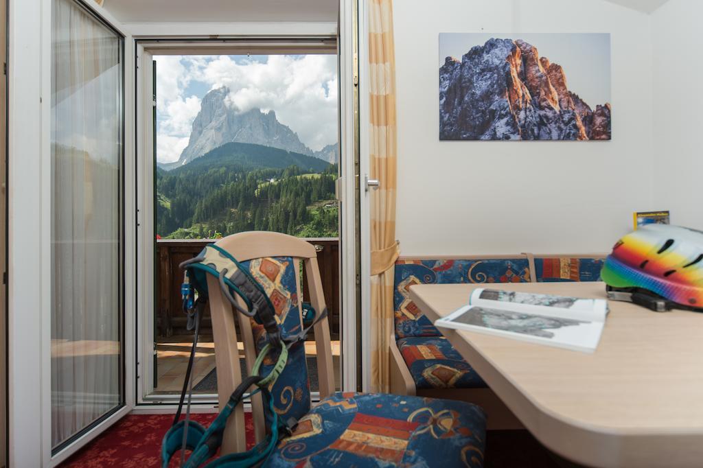Kedul Lodge Santa Cristina Val Gardena Quarto foto